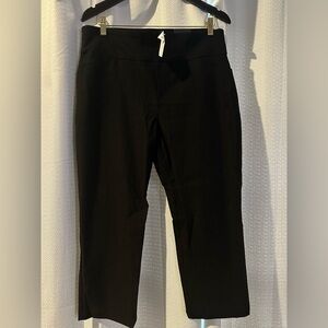 Women’s black cropped dress pants. Size 16.